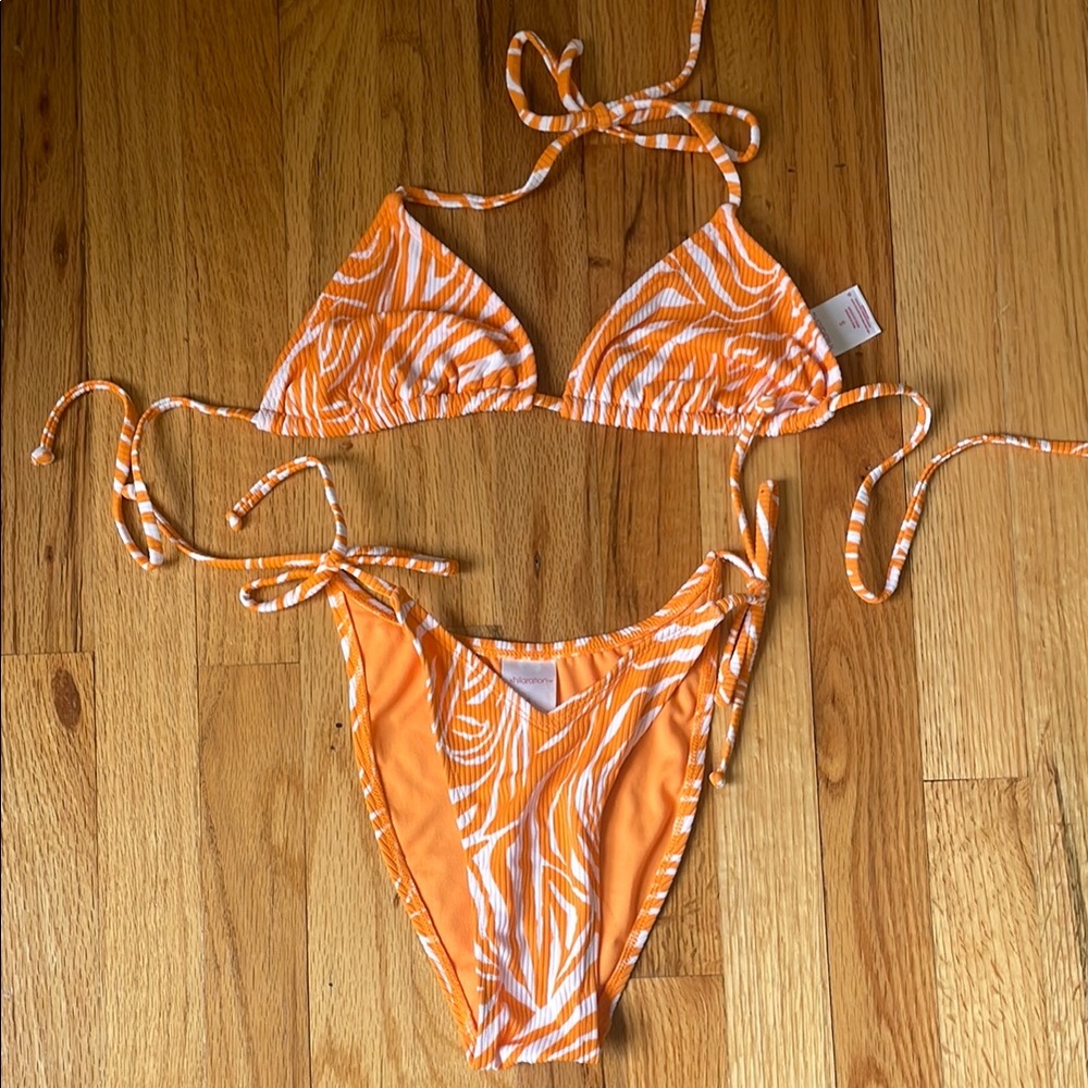 Xhilaration Vibrant Orange and White bikini set
